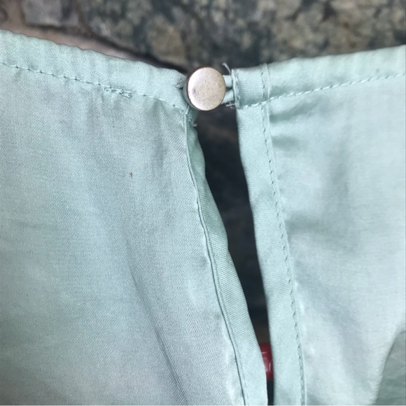 Violet & Claire jewel neck tank style blouse Mint green size 1X - Picture 6 of 12